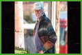 Gary Busey Pulls Pants Down, Exposes Penis to Urinate in Public